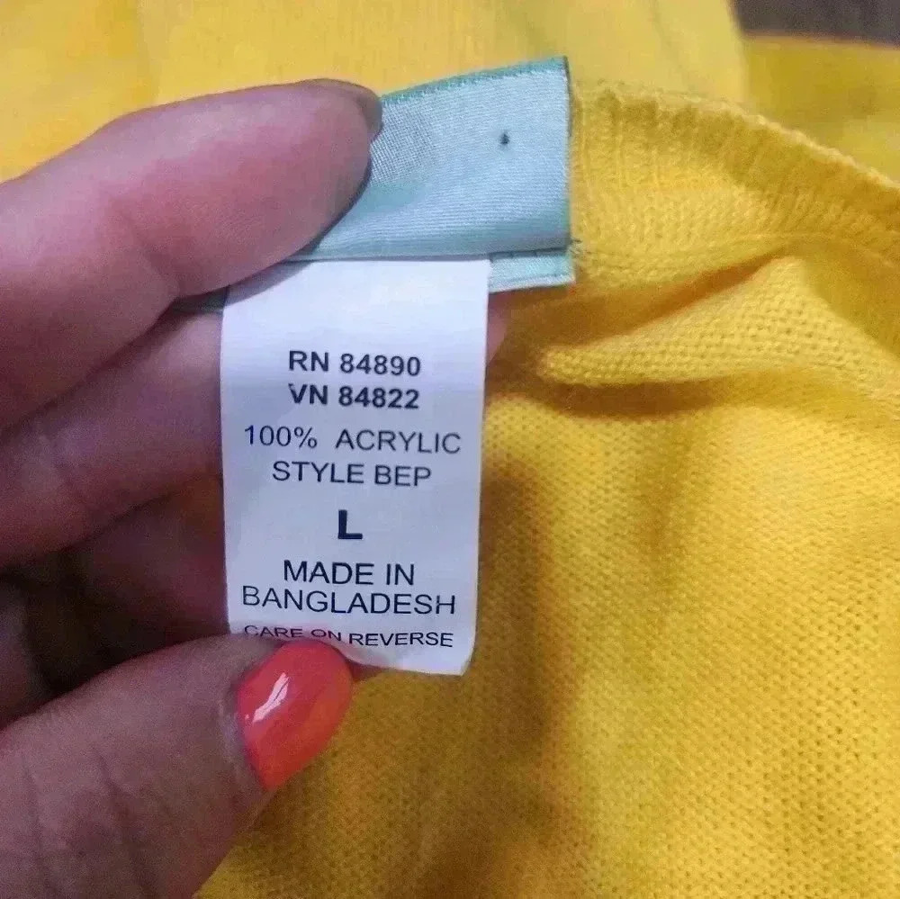 Sara Morgan Yellow Knit Button Front Cardigan Sweater Women’s Size Large - Picture 5 of 7